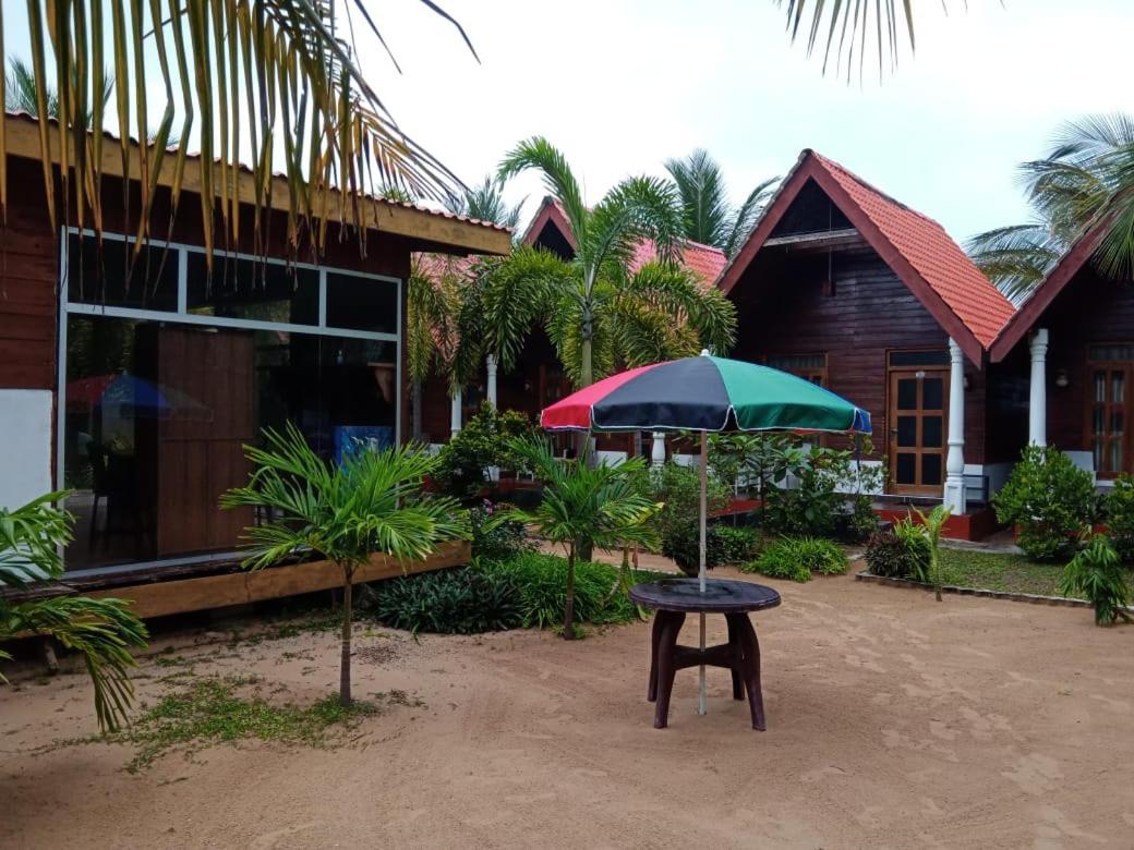 Elegant Green Beach Resort Trincomalee Kültér fotó